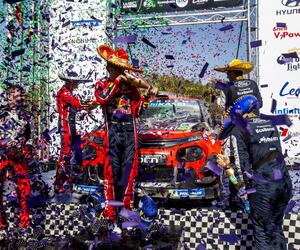 Site6121-podium-mexique19