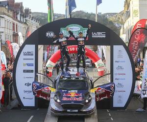 Site9160-podium-wales17