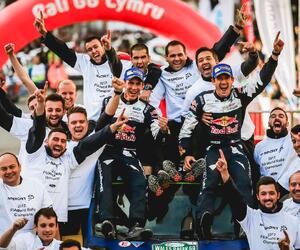 Site9144-podium-wales17