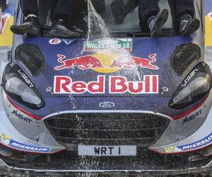 Site9150-podium-wales17